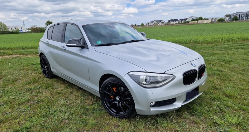 BMW Seria 1 cena 38500 przebieg: 226000, rok produkcji 2013 z Września małe 137